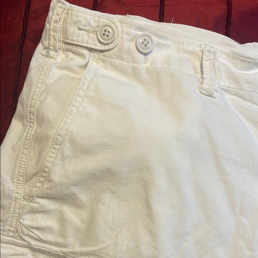 Polo by Ralph Lauren White Cargo Shorts Durable Summer Essential - Picture 2 of 9